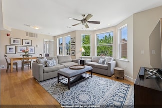 207 2nd St Unit 4A, Hoboken, NJ 07030