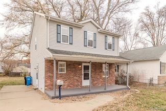 27365 Park Ct, Madison Heights, MI 48071