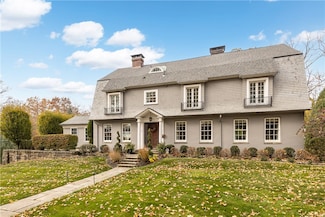 601 Poia Rd, Sewickley, PA 15143