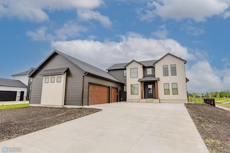 301 25th Ave E, West Fargo, ND 58078