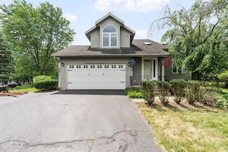 5 Gregg Rd, Altamont, NY 12009