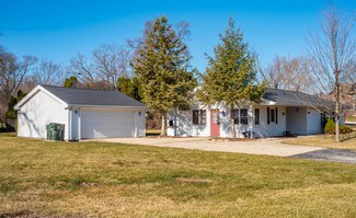 6026 S Brainard Ave, La Grange Highlands, IL 60525