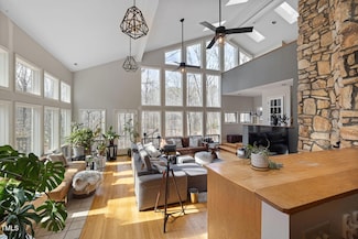 7917 Holly Springs Rd, Raleigh, NC 27606