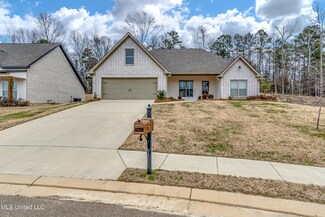 649 Wild Horse Ln, Brandon, MS 39042