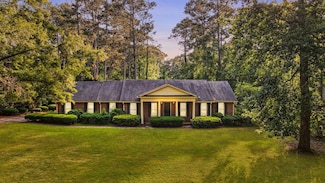320 Gatewood Dr, Greenwood, SC 29646