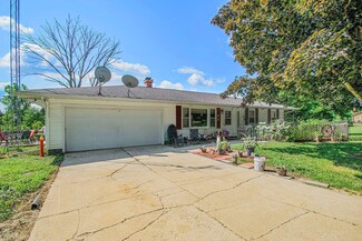 2464 Hand Rd, Niles, MI 49120