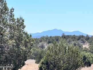 3320 N Desoto Ln, Ash Fork, AZ 86320