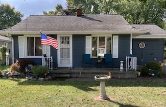 3247 Mills Acres St, Flint, MI 48506