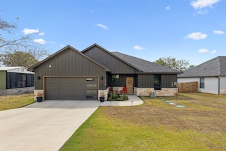 5518 Firewood Trail, Granbury, TX 76048