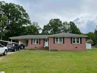 106 Pinewood Ave, Clinton, SC 29325