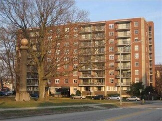 80 Salisbury St Unit 208, Worcester, MA 01609