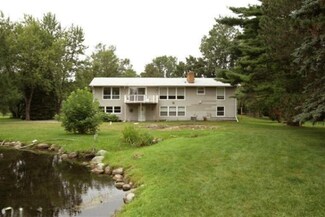 6570 N Riverview Dr, Kalamazoo, MI 49004