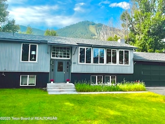 680 E Hall Ave, Jackson, WY 83001