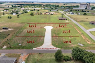 700 N 12th St Unit Lot4, Thomas, OK 73669