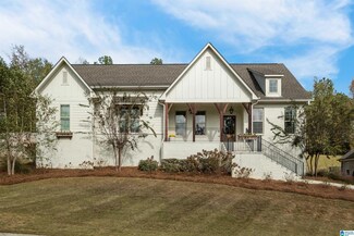 207 Birkdale Cir, Pelham, AL 35124