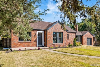 7055 Plymouth Ave, Saint Louis, MO 63130