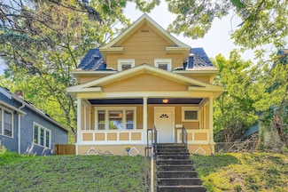 3014 Humboldt Ave N, Minneapolis, MN 55411