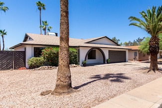 2220 S Cottonwood Dr, Tempe, AZ 85282