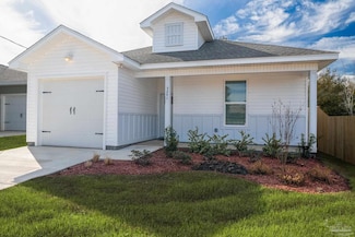 5241 Plateau Rd, Pensacola, FL 32507