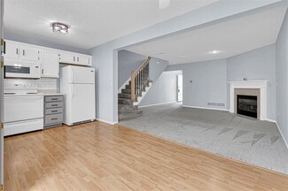 1413 SE Norwood Dr, Lees Summit, MO 64081