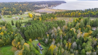32 E Mountain View Rd, Camano Island, WA 98282