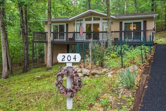 204 Spotswood Ln, McGaheysville, VA 22840