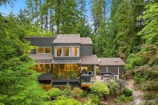 18803 NE 202nd St, Woodinville, WA 98077