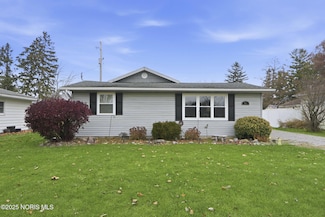 410 N Bryan St, Hicksville, OH 43526