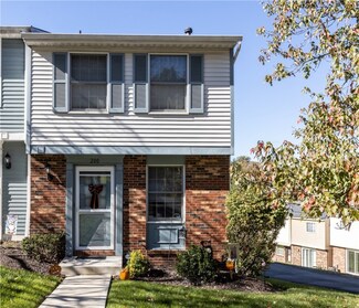 200 Shadowlawn Cir, Pittsburgh, PA 15236