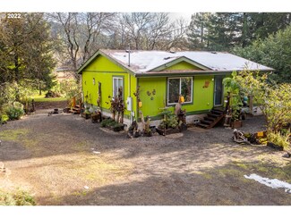 10918 Highway 36, Mapleton, OR 97453
