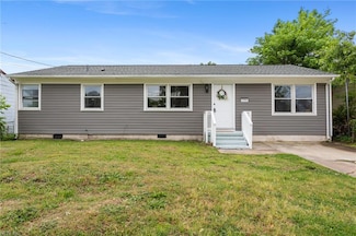 1304 Woodcrest Dr, Hampton, VA 23669