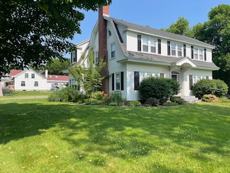 185 Main St, Pittsfield, ME 04967