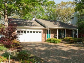 21 Old Forge Ct, Little Rock, AR 72227