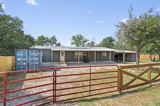 133 Deer Run, Smithville, TX 78957