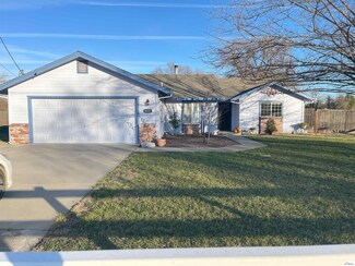 8220 Marek Rd, Los Molinos, CA 96055