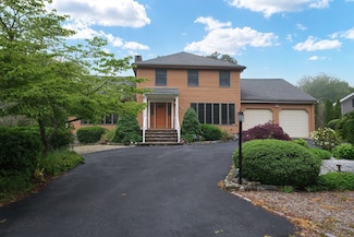 51 Manitoba Rd, Mashpee, MA 02649