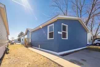 287 Park Ln, Sauk Village, IL 60411