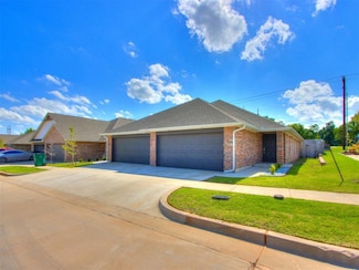 616 Maleah Place Unit B, Yukon, OK 73099