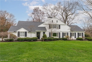 833 S Prospect Ave, Hartville, OH 44632