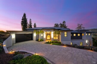 3917 Skyfarm Dr, Santa Rosa, CA 95403