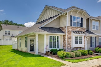 841 Lacebark Dr, Rock Hill, SC 29732