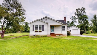 616 Nutwood St, Bowling Green, KY 42103