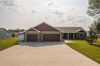 2033 Long Lake Rd, Detroit Lakes, MN 56501
