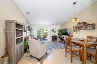 12022 SW 110th Street Cir E, Miami, FL 33186