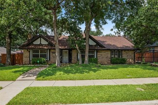 2233 Hurstview Dr, Hurst, TX 76054