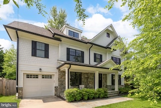 4516 N Chelsea Ln, Bethesda, MD 20814