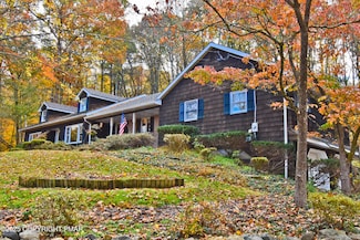 5294 Cherry Valley Rd, Saylorsburg, PA 18353