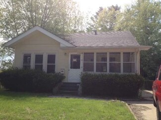 209 Hill St, Savanna, IL 61074