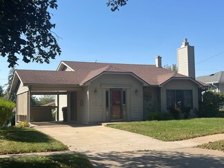 787 S Beaumont Rd, Prairie Du Chien, WI 53821
