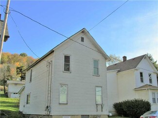 69 Pittsburgh Rd, Lyndora, PA 16045